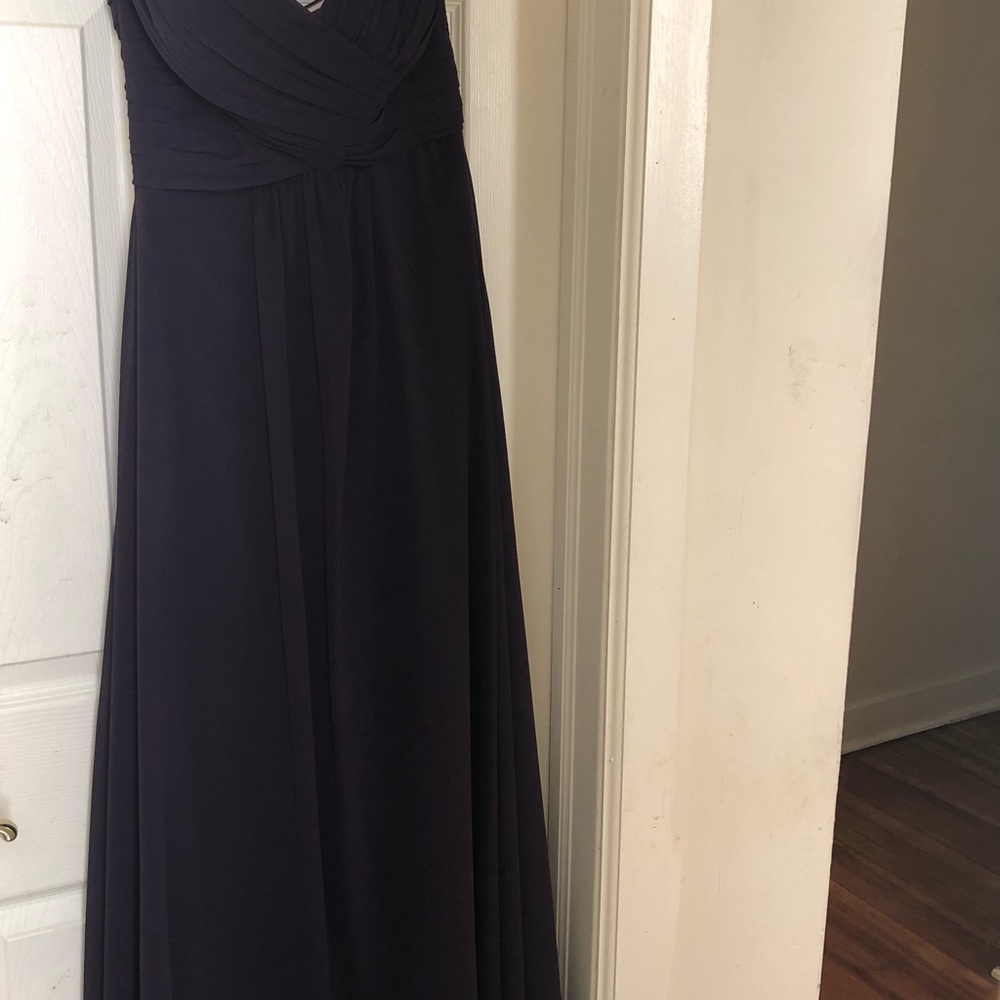 Dress - Picture 5 of 5